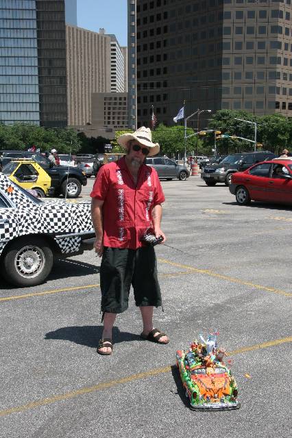 v2006_ArtCar_3_Parade 410 